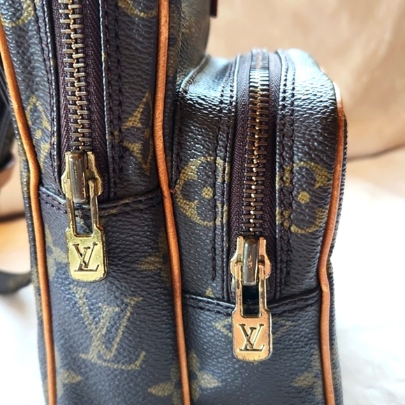 Louis Vuitton Mini Amazon Brown Monogram Crossbody Bag (RARE) UNISEX - Picture 6 of 8